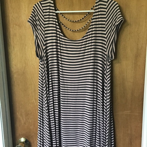 American Eagle Outfitters Dresses & Skirts - AE Swing Dress